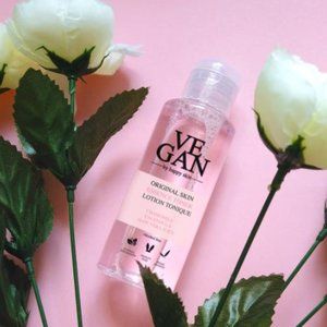 SKIN ESSENCE TONER